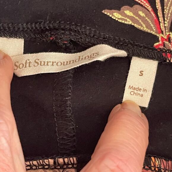 Soft Surroundings Black/Red Print Stretch Dress Pants S - Picture 6 of 9